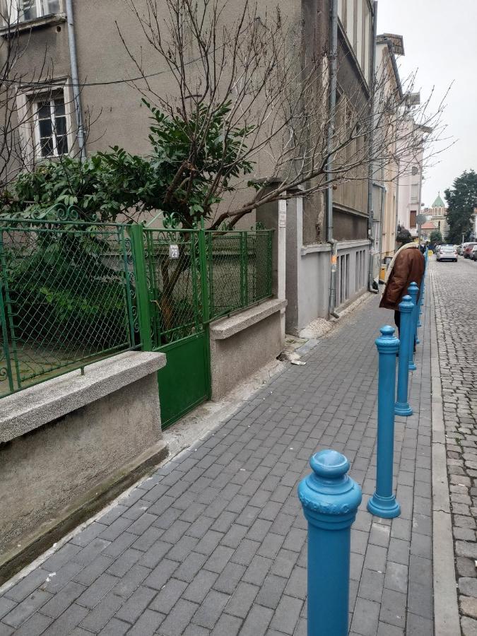 Апартамент Топ Център Бургас 외부 사진